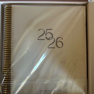 25/26 Planner - Gold and Cream